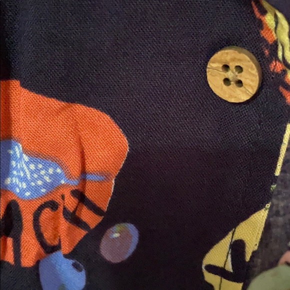 Button up shirt - Picture 6 of 6